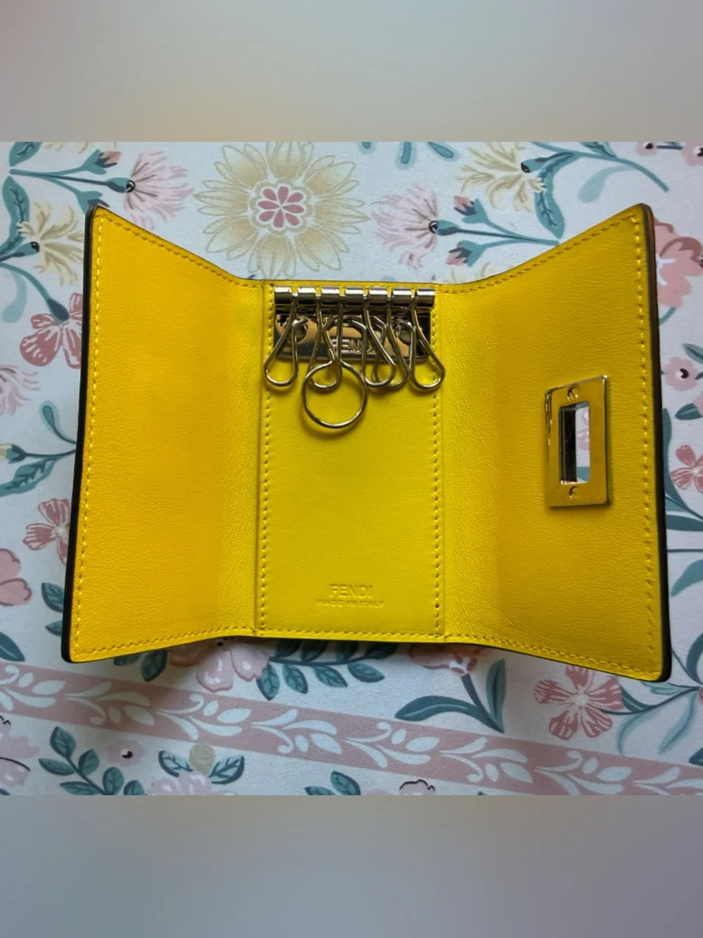 Fendi Key Holder - Picture 4 of 5